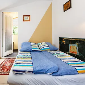 https://apartmani-mili-malinska.primorje-gorskikotar.com