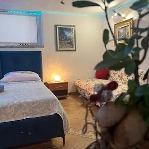https://taverna-coctel.in-istria.net