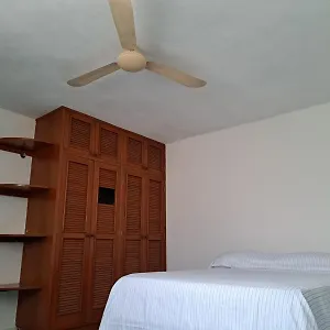 https://aurora-cancun.quintano-roohotels.com